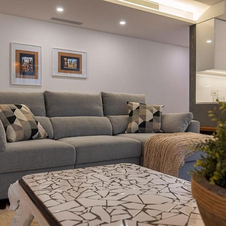 Touch Of Class 2Bdr Apartment By Lovelystay Κασκαΐς Εξωτερικό φωτογραφία